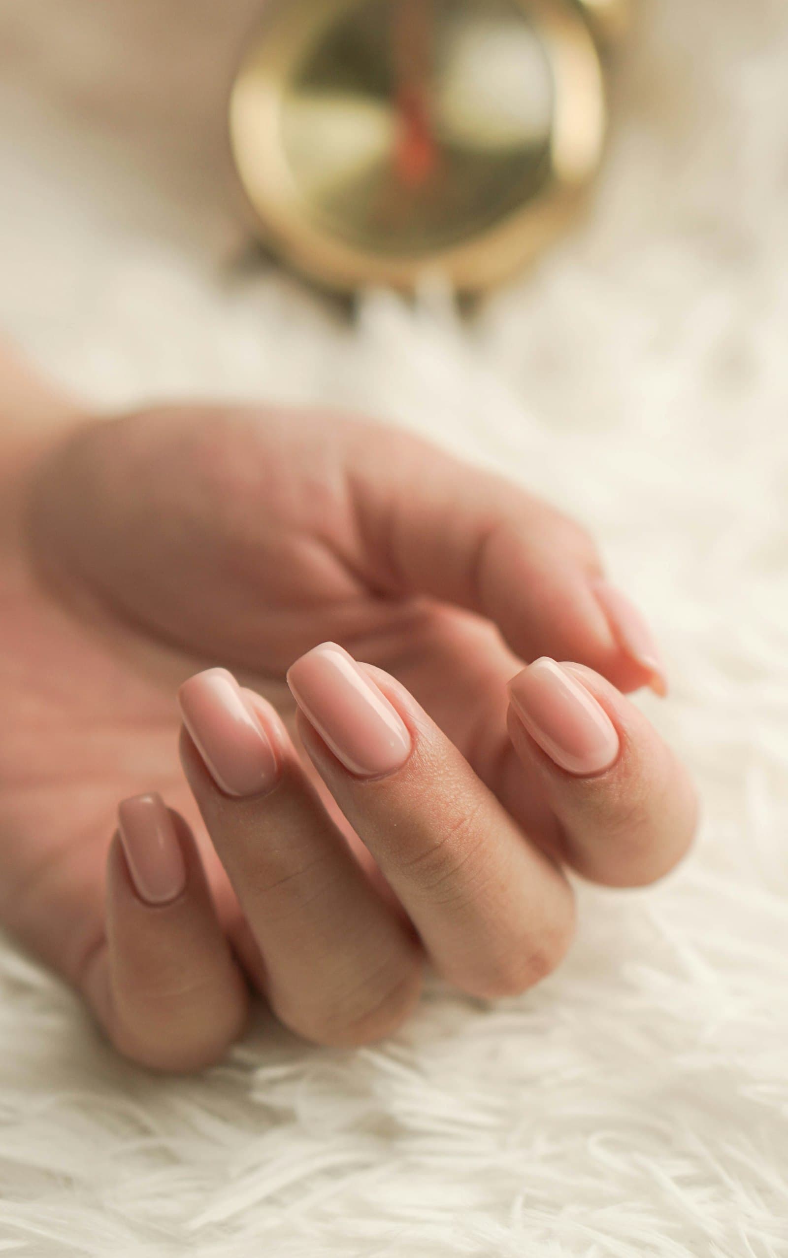 Manicura de acabado natural